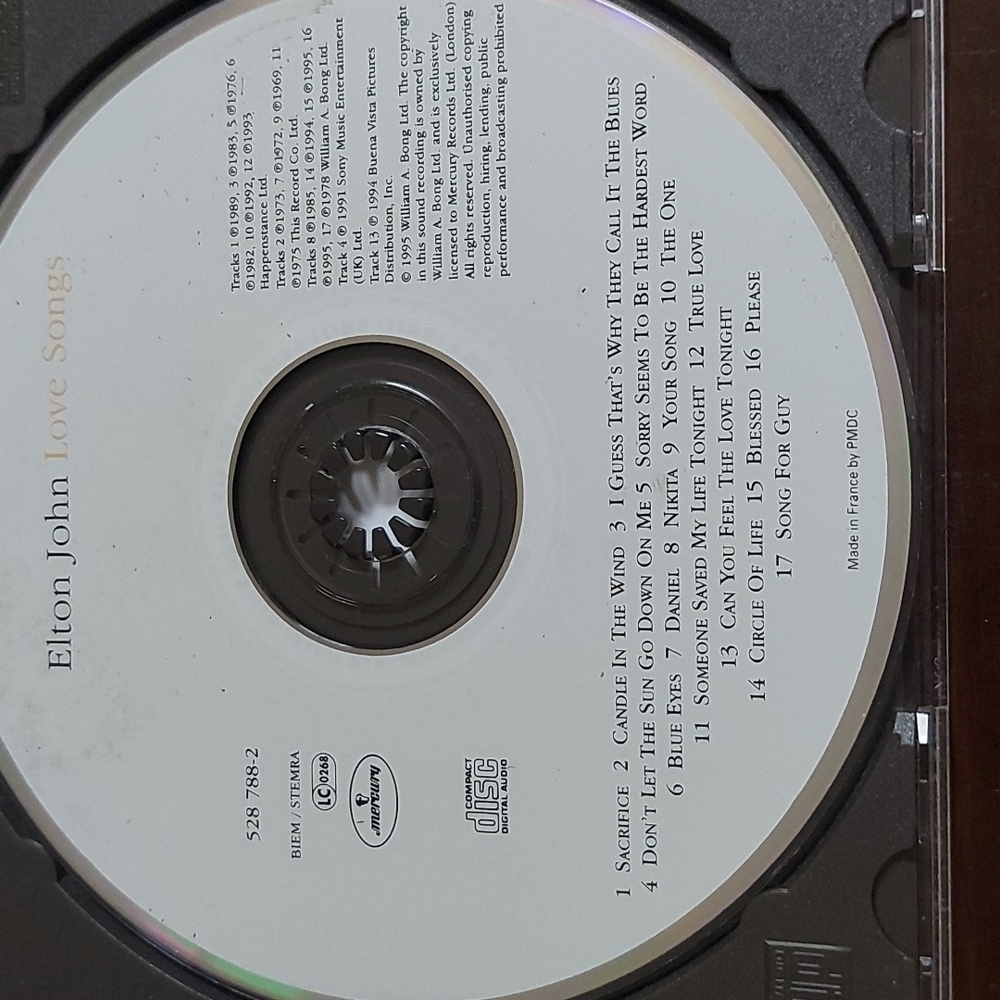 Elton John CDs - Picture 4 of 10
